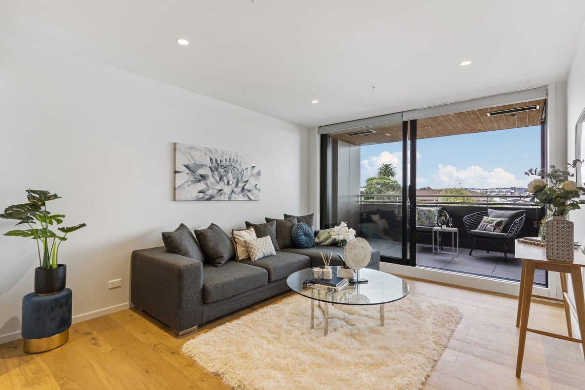 321/64 Victoria Street, Onehunga, Auckland - Carousel 2