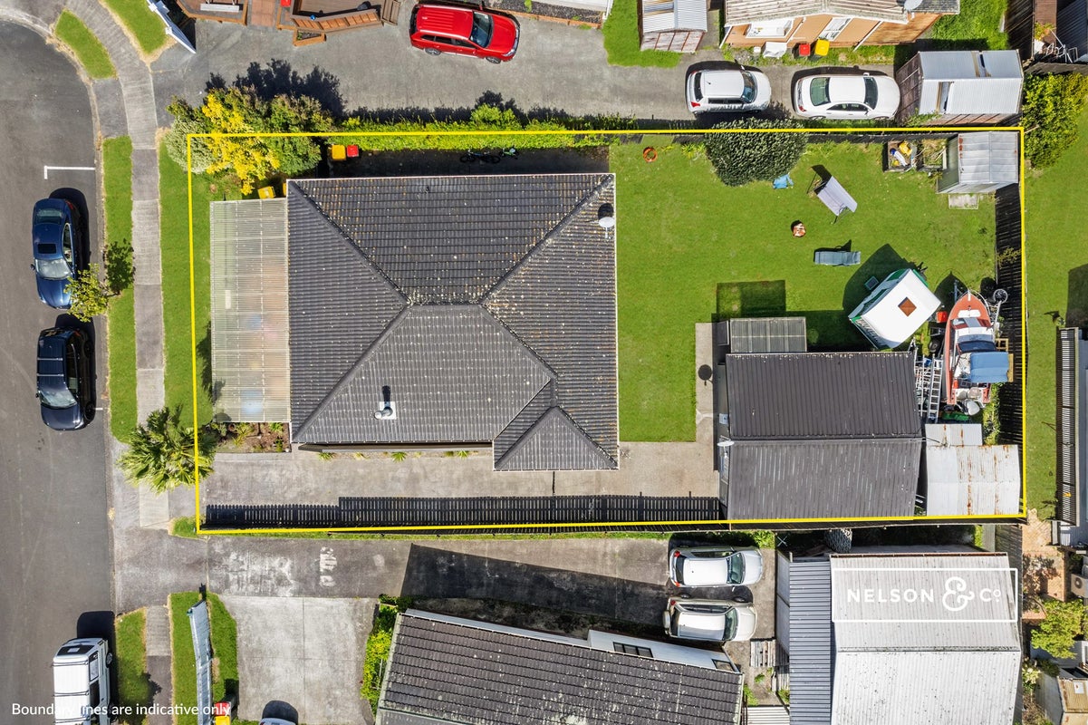 37 Greenstone Place, Clover Park, Auckland - Carousel 2