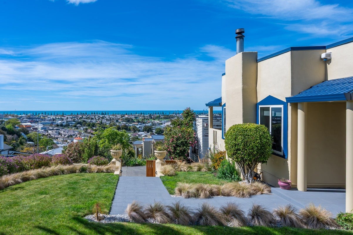 20 Havelock Road, Hospital Hill, Napier - Carousel 1