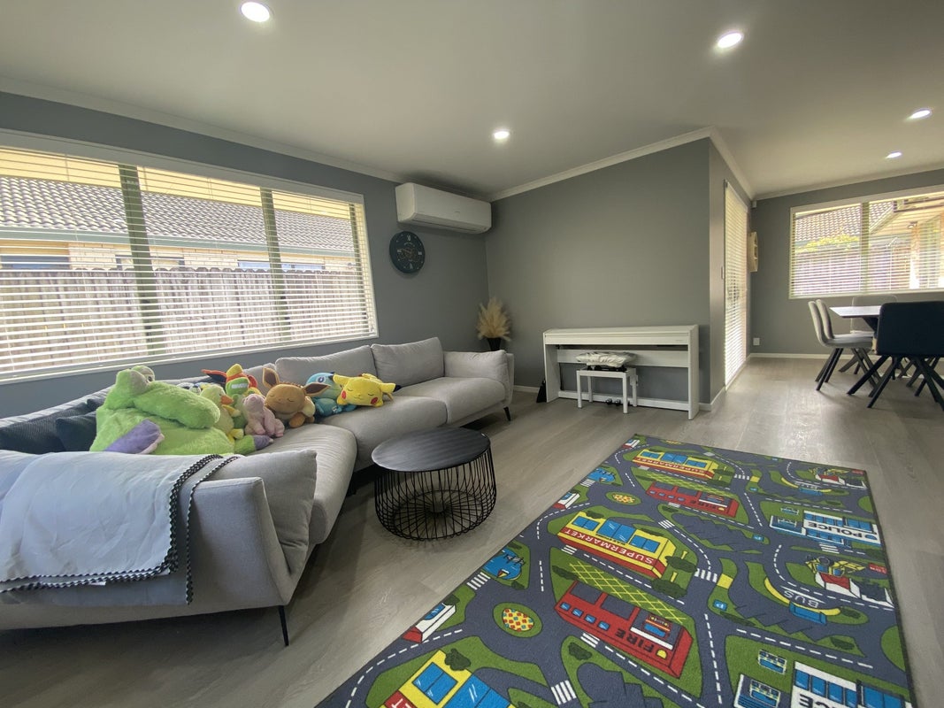 8 Marlon Lane, East Tamaki, Auckland - Carousel 2