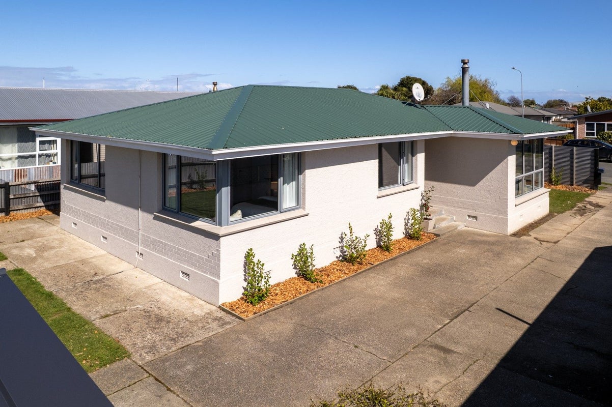 67 Carnarvon Street, Glengarry, Invercargill - Carousel 1