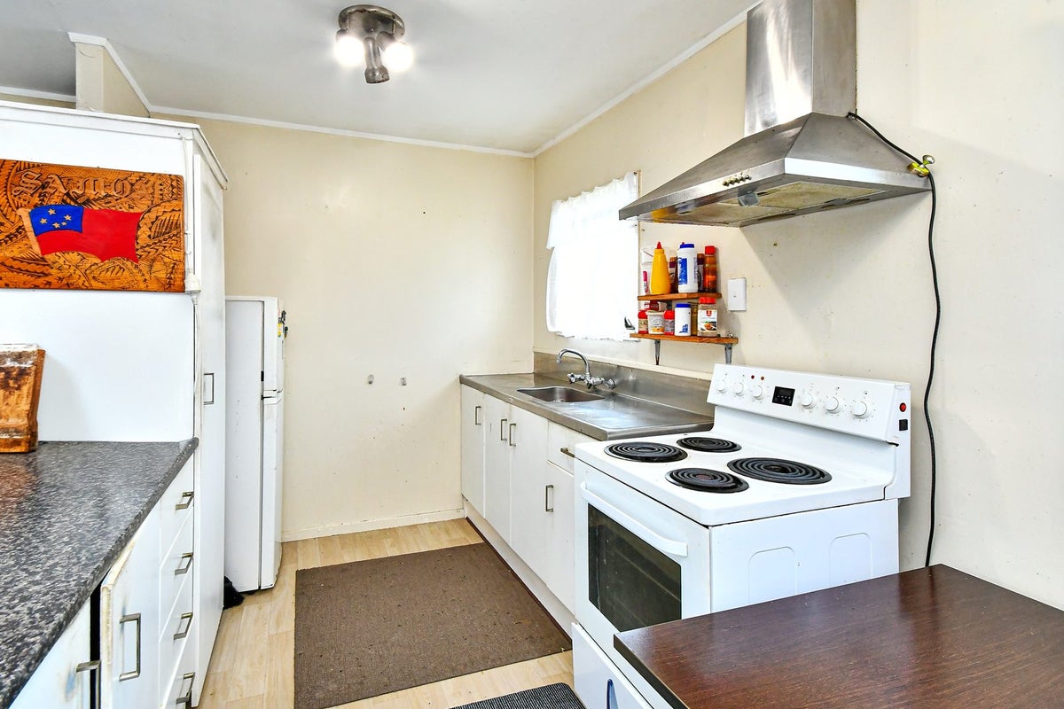 6/114 Finlayson Avenue, Clendon Park, Auckland - Carousel 2