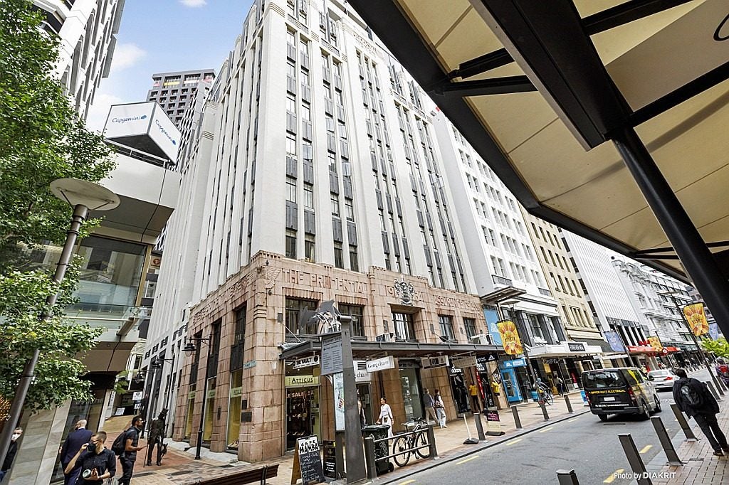 204/332 Lambton Quay, Wellington Central, Wellington - Carousel 1