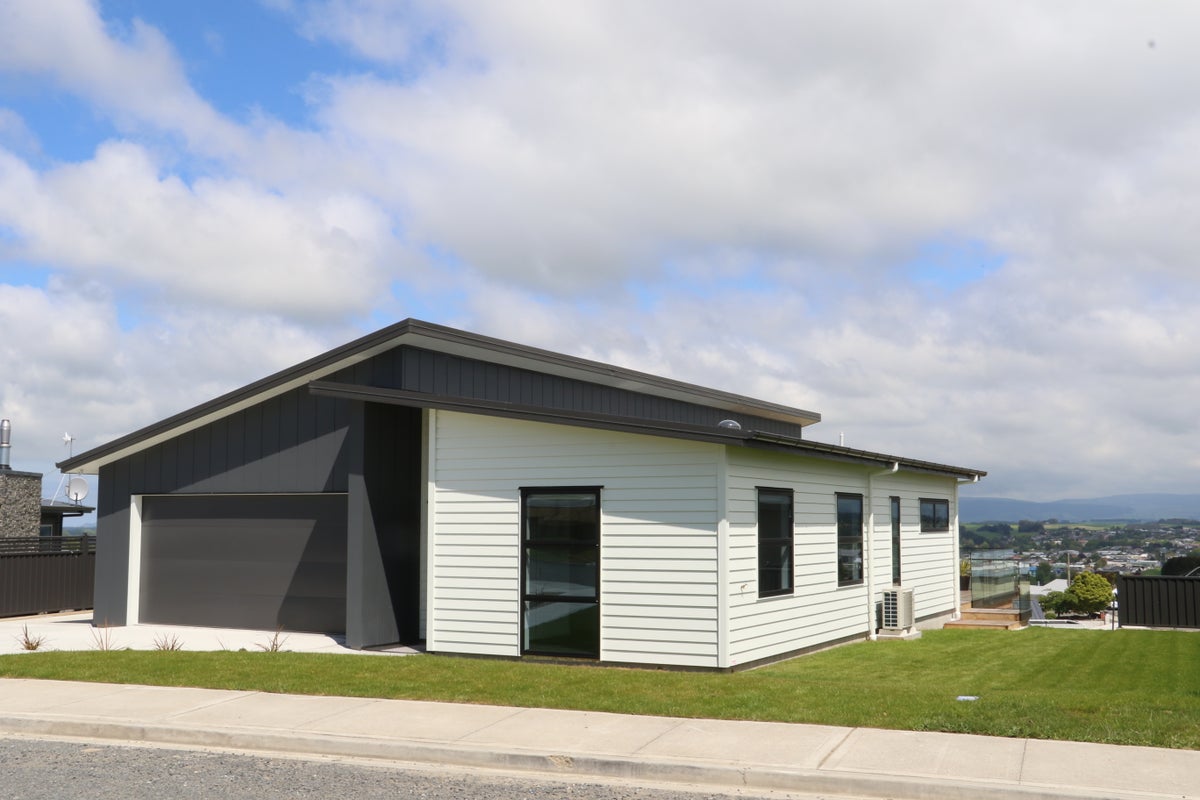 6 Oregon Place, Balclutha - Carousel 26