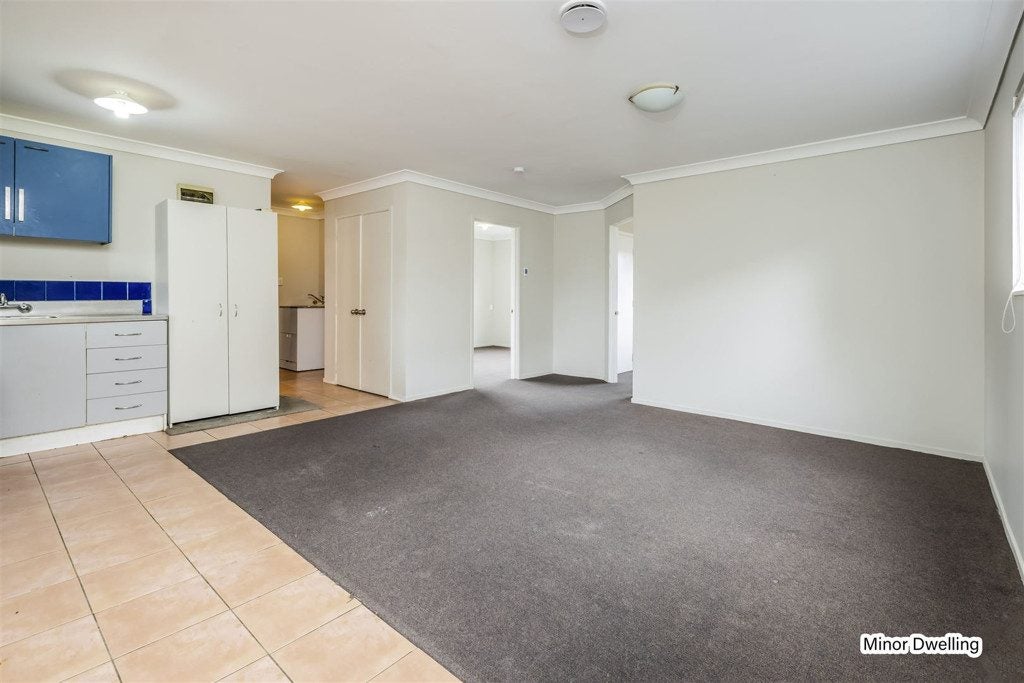 6 Rhine Place, Weymouth, Auckland - Carousel 1