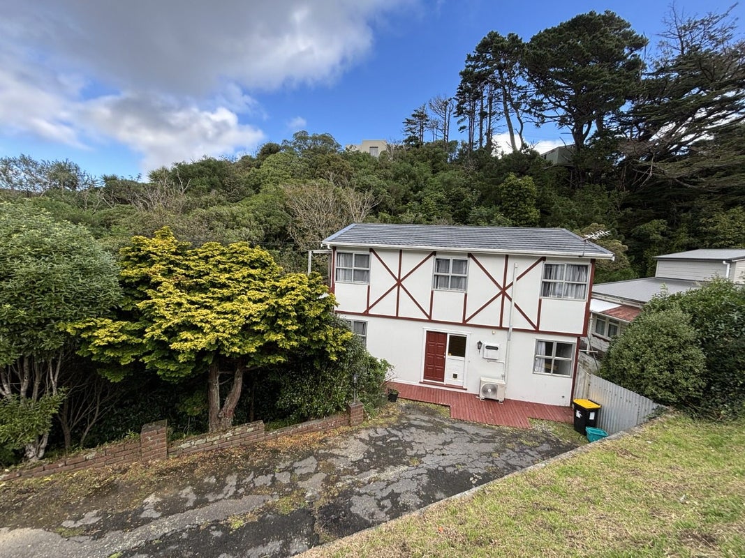 17 Awarua Street, Ngaio, Wellington - Carousel 1