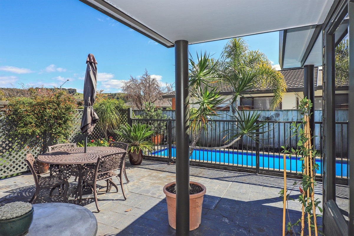 21 Hyatt Grove, Greenmeadows, Napier - Carousel 2