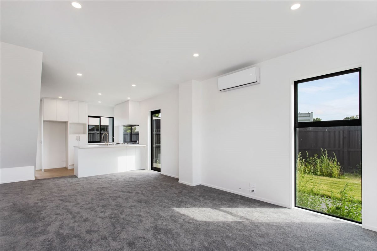 5/7 Gambia Street, Papanui, Christchurch - Carousel 1