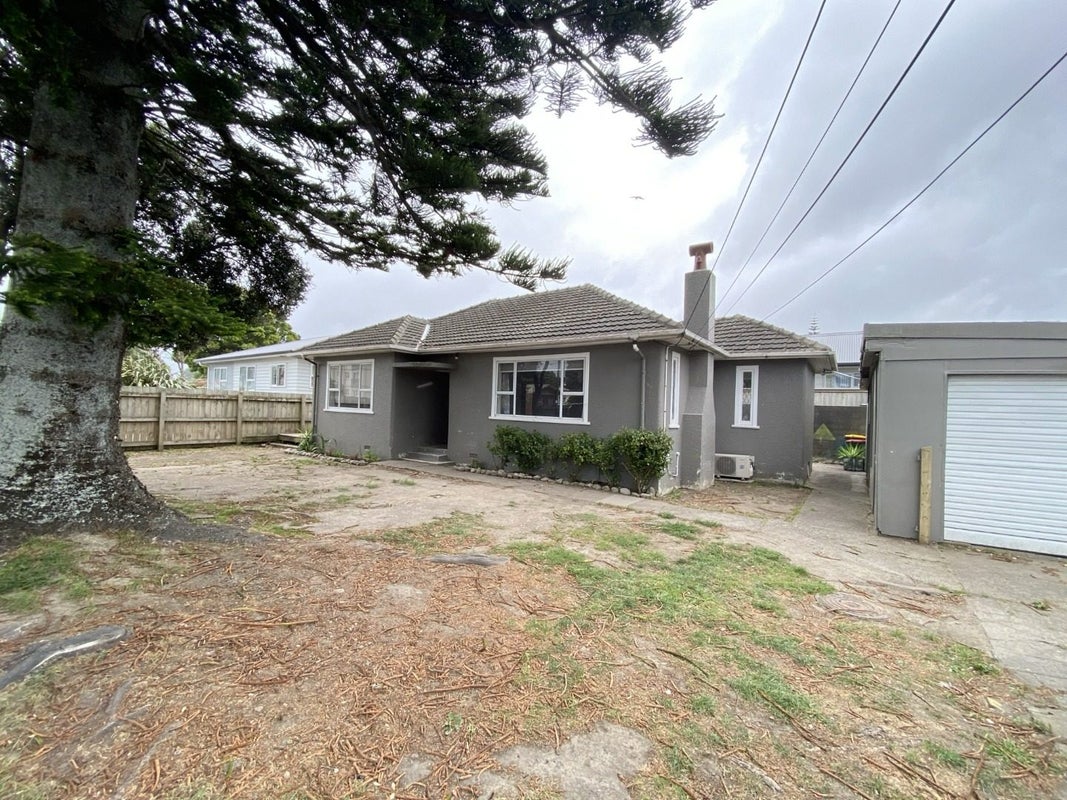 19B Croft Grove, Moera, Lower Hutt - Carousel 1