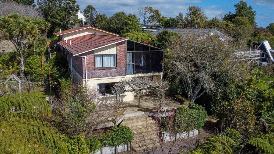 23B Rata Street, Upper Vogeltown, New Plymouth - Carousel 1