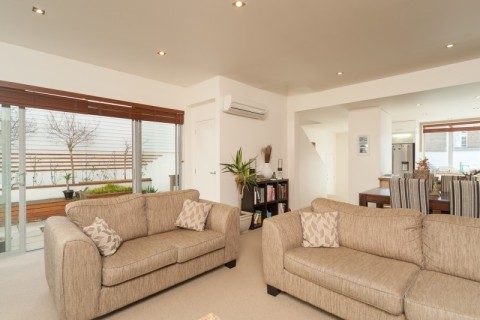 3 Tiketike Way, Brooklyn, Wellington - Carousel 15