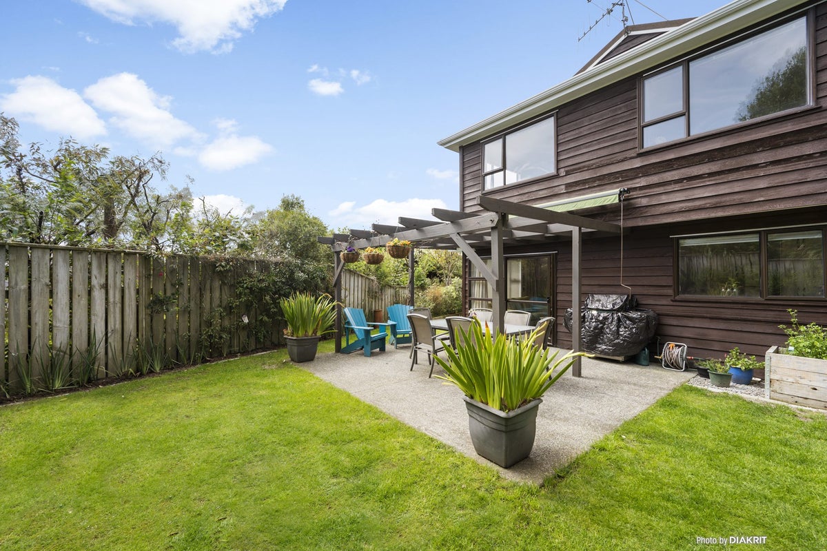 47B Abilene Crescent, Churton Park, Wellington - Carousel 1