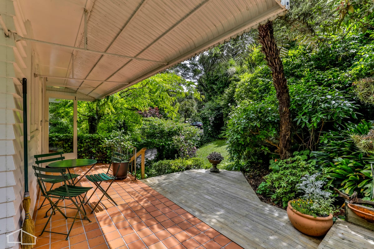 308 Huia Road, Titirangi, Auckland - Carousel 1
