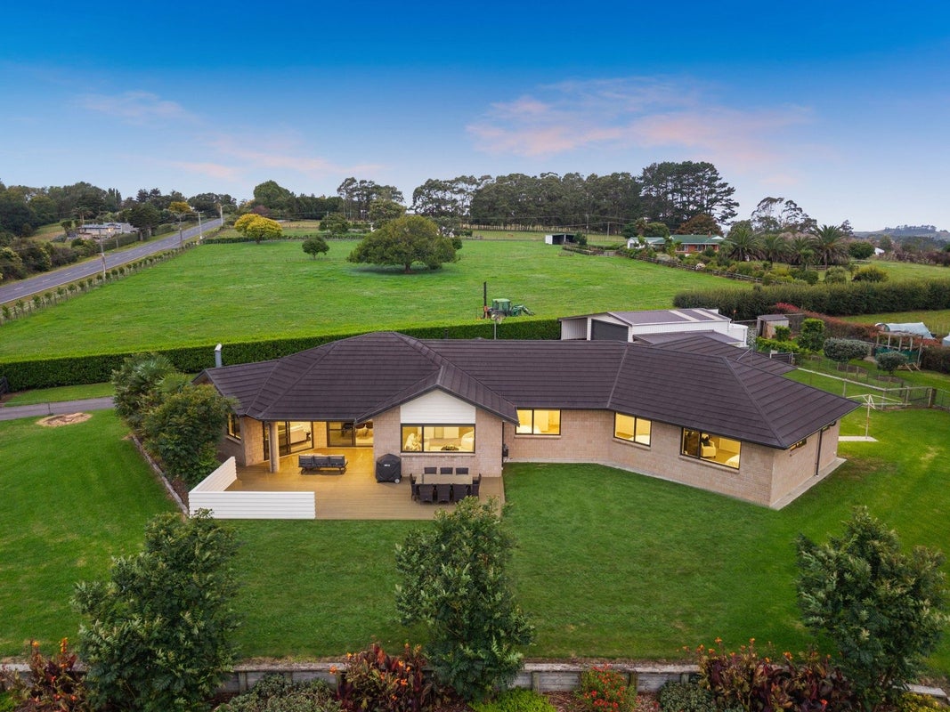 194 Logan Road, Buckland, Pukekohe - Carousel 1