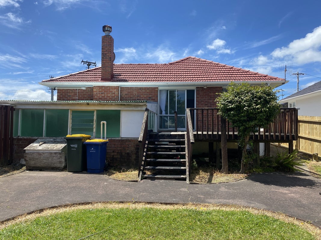 10 Strid Road, Te Atatu South, Auckland - Carousel 2
