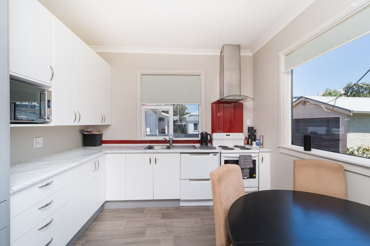 5 Terrace Street, Roslyn, Palmerston North - Carousel 2