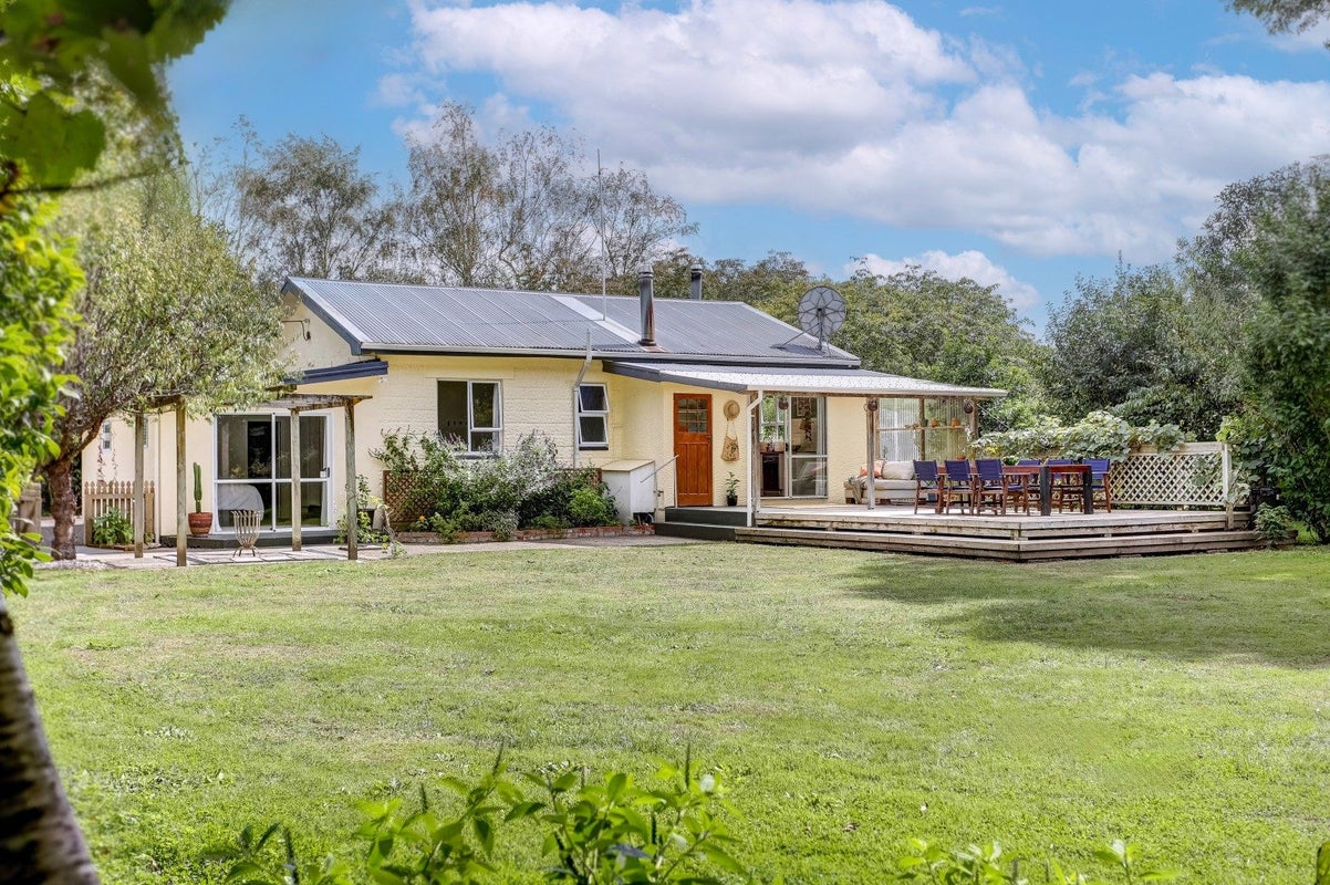 408 Kaiwhaiki Road, Kaiwhaiki, Whanganui - Carousel 1
