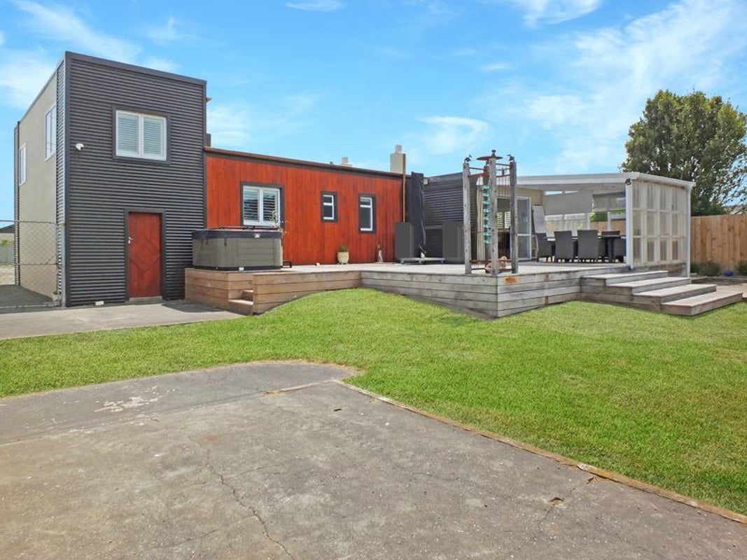 35 Nash Parade, Foxton Beach, Foxton - Carousel 1