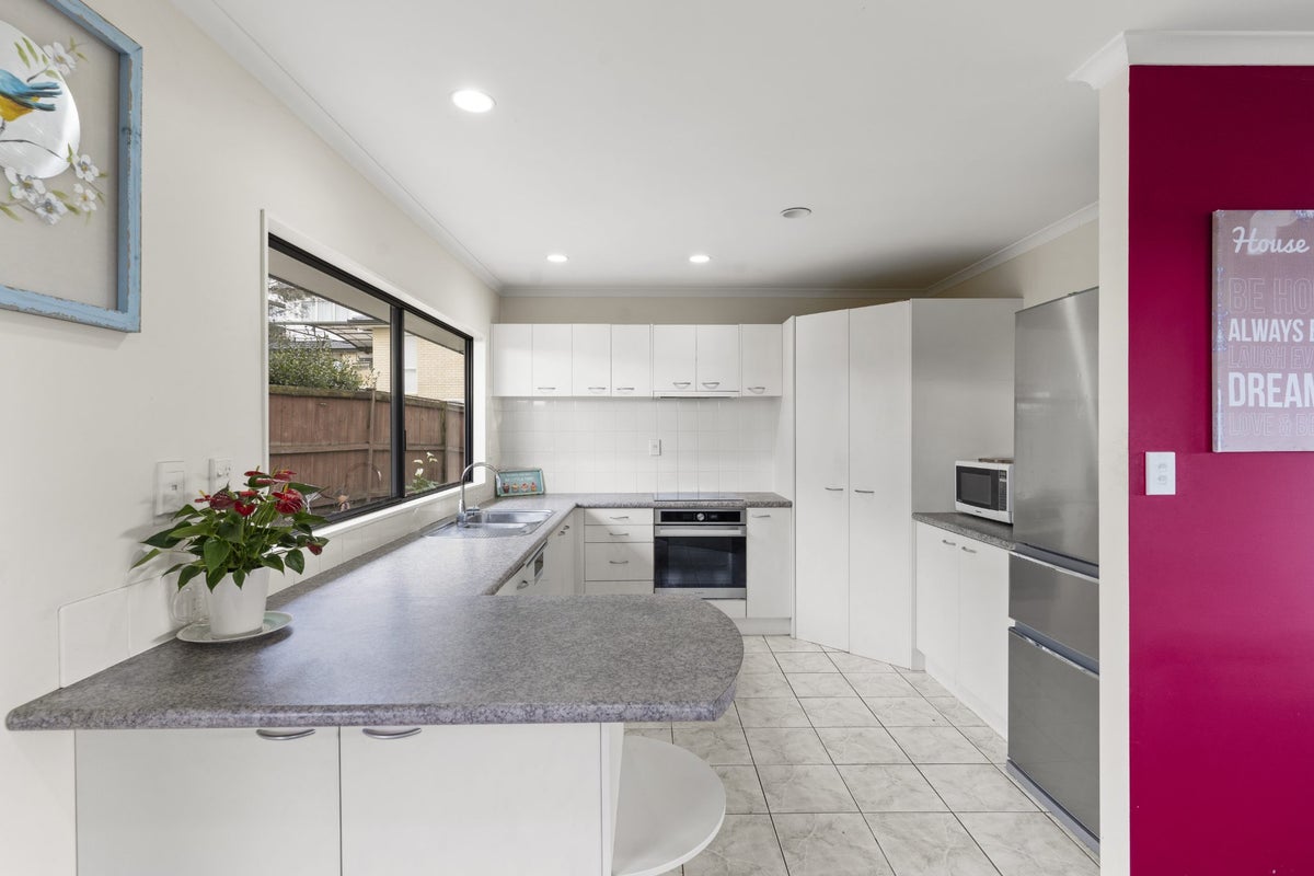 18 Navan Place, Dannemora, Auckland - Carousel 2