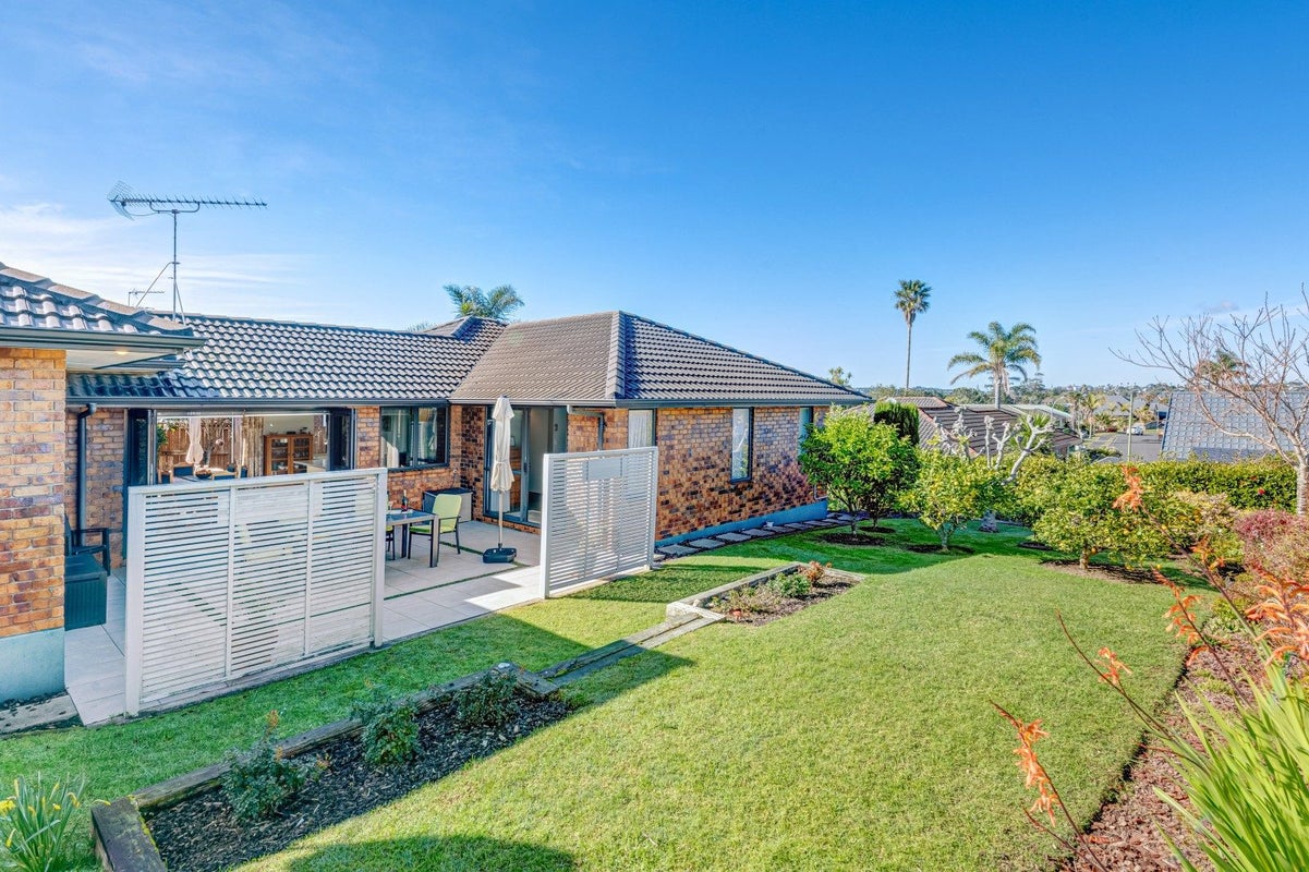 49 Chesterfield Way, Orewa, Orewa - Carousel 2