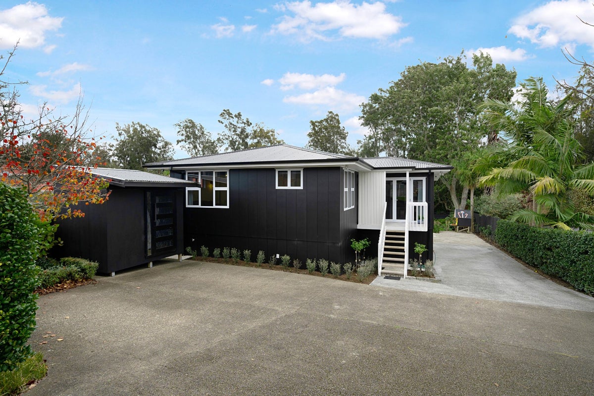 110 Penney Avenue, Mount Roskill, Auckland - Carousel 2
