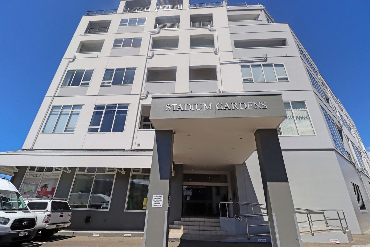 209/107 Thorndon QUAY, THORNDON, Wellington - Carousel 1