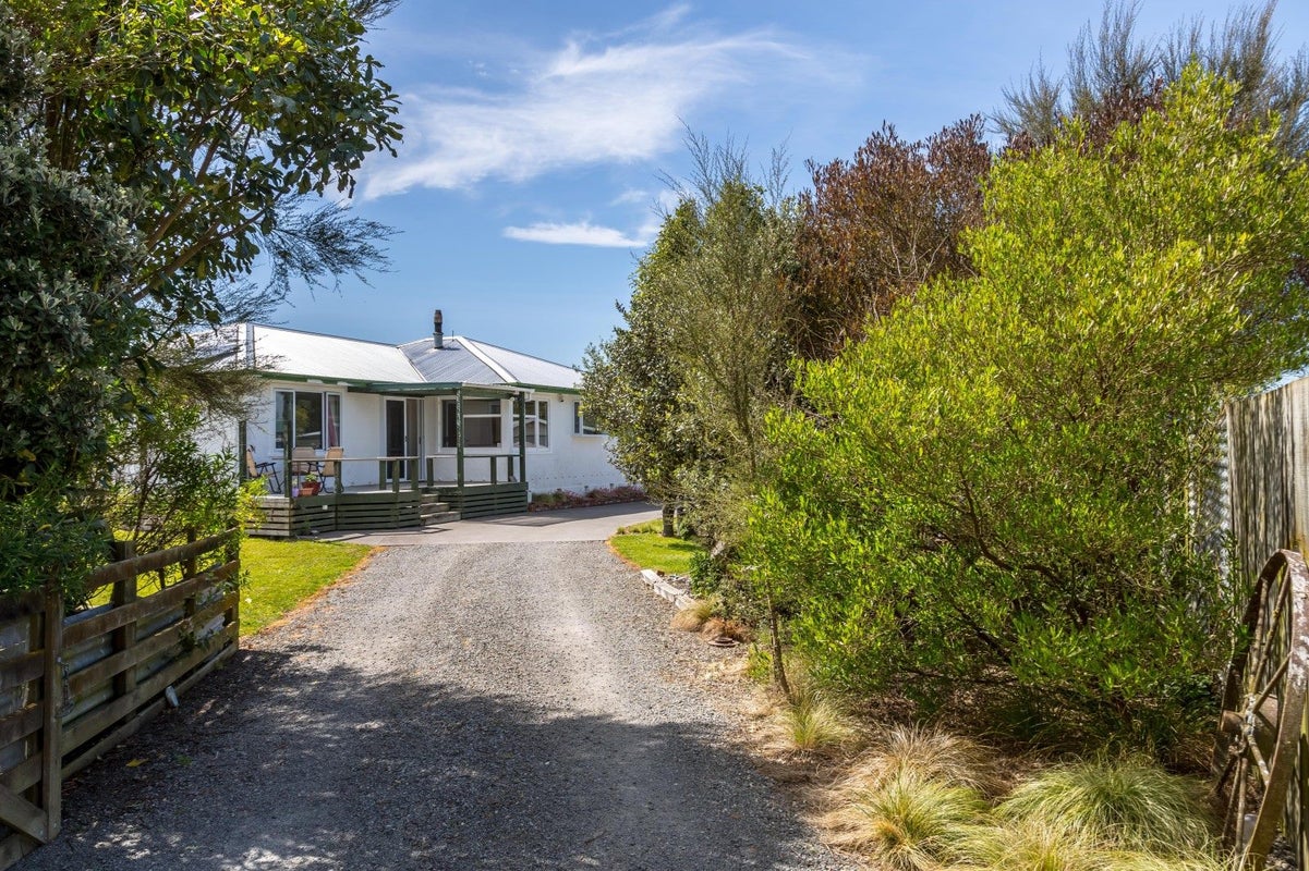 21 Hupenui Road, Ahikouka - Carousel 2