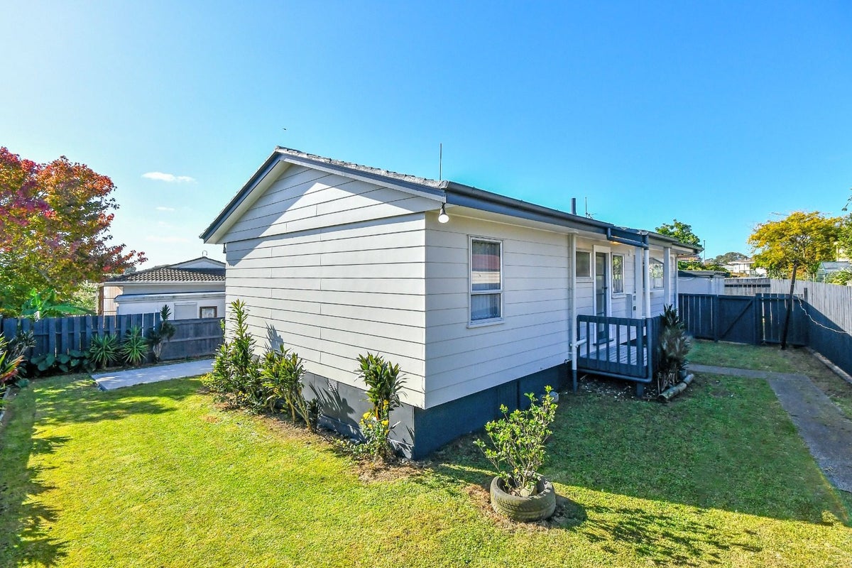 1/11 Bundena Place, , Clendon Park, Manukau City, Auckland - Carousel 14