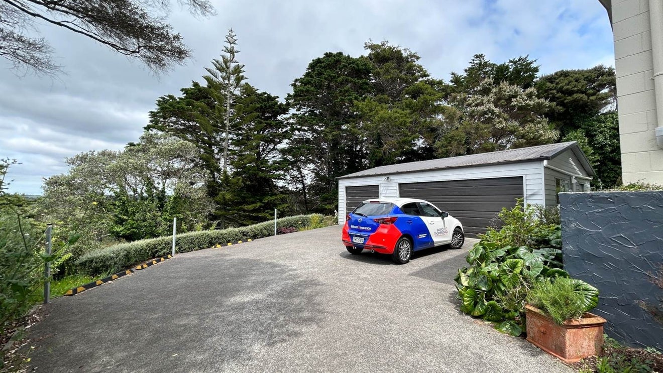 501 Whangaparaoa Road, Stanmore Bay, Whangaparaoa - Carousel 12