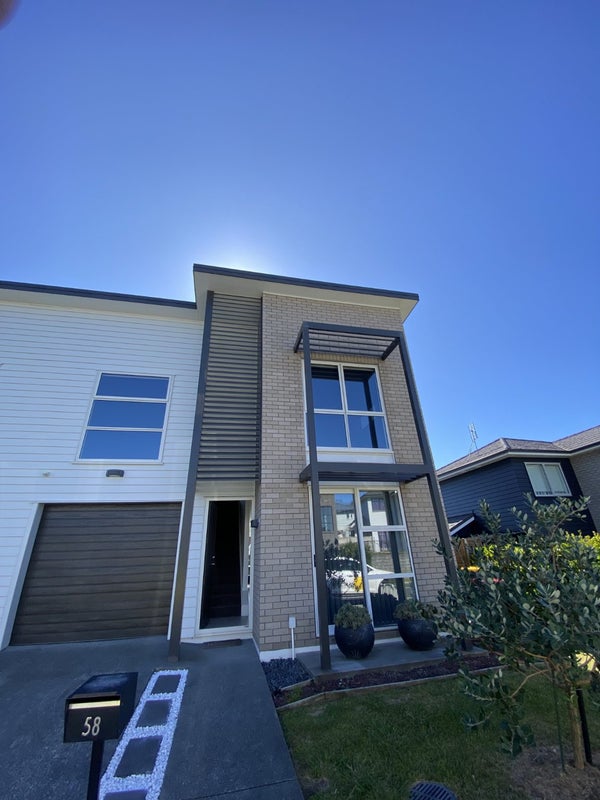 58 Vincent McGrath Crescent, Swanson, Auckland - Carousel 1