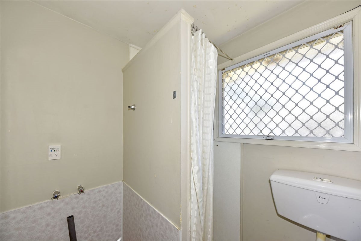 1/628 Cashel Street, Linwood, Christchurch - Carousel 15