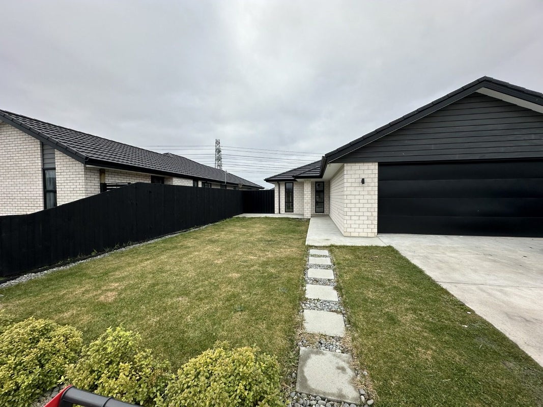 7 Reins Lane, Yaldhurst, Christchurch - Carousel 2