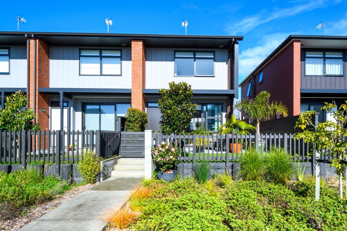 52 Walter Merton Road, Hobsonville, Auckland - Carousel 2