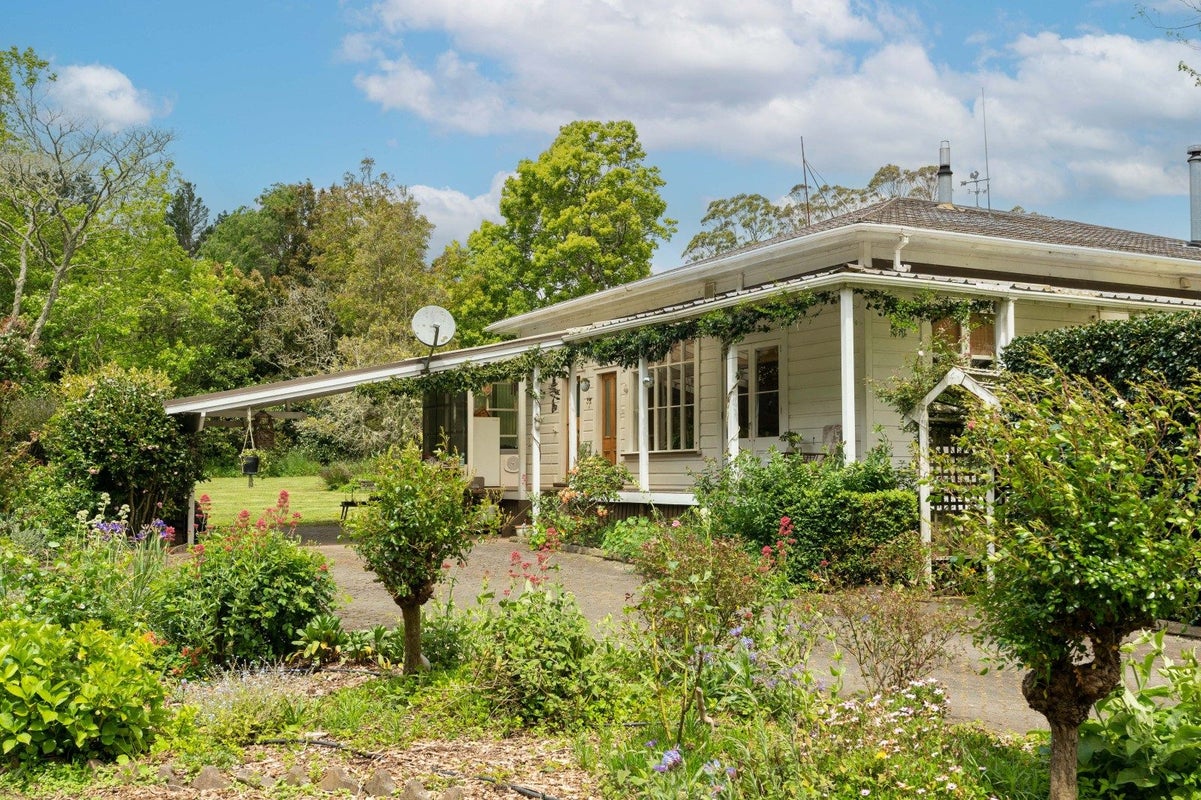 1272 Pipiwai Road, Whangarei - Carousel 2