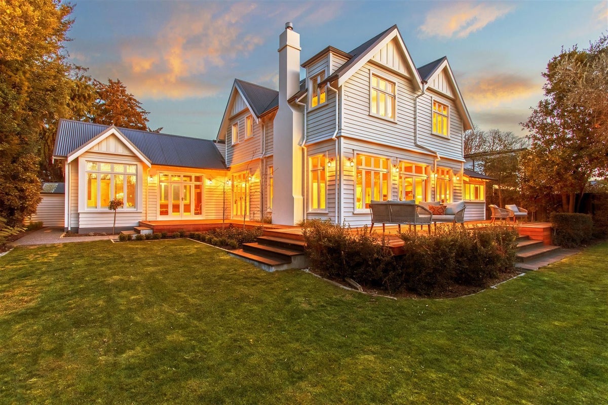 55 Innes Road, St Albans, Christchurch - Carousel 1
