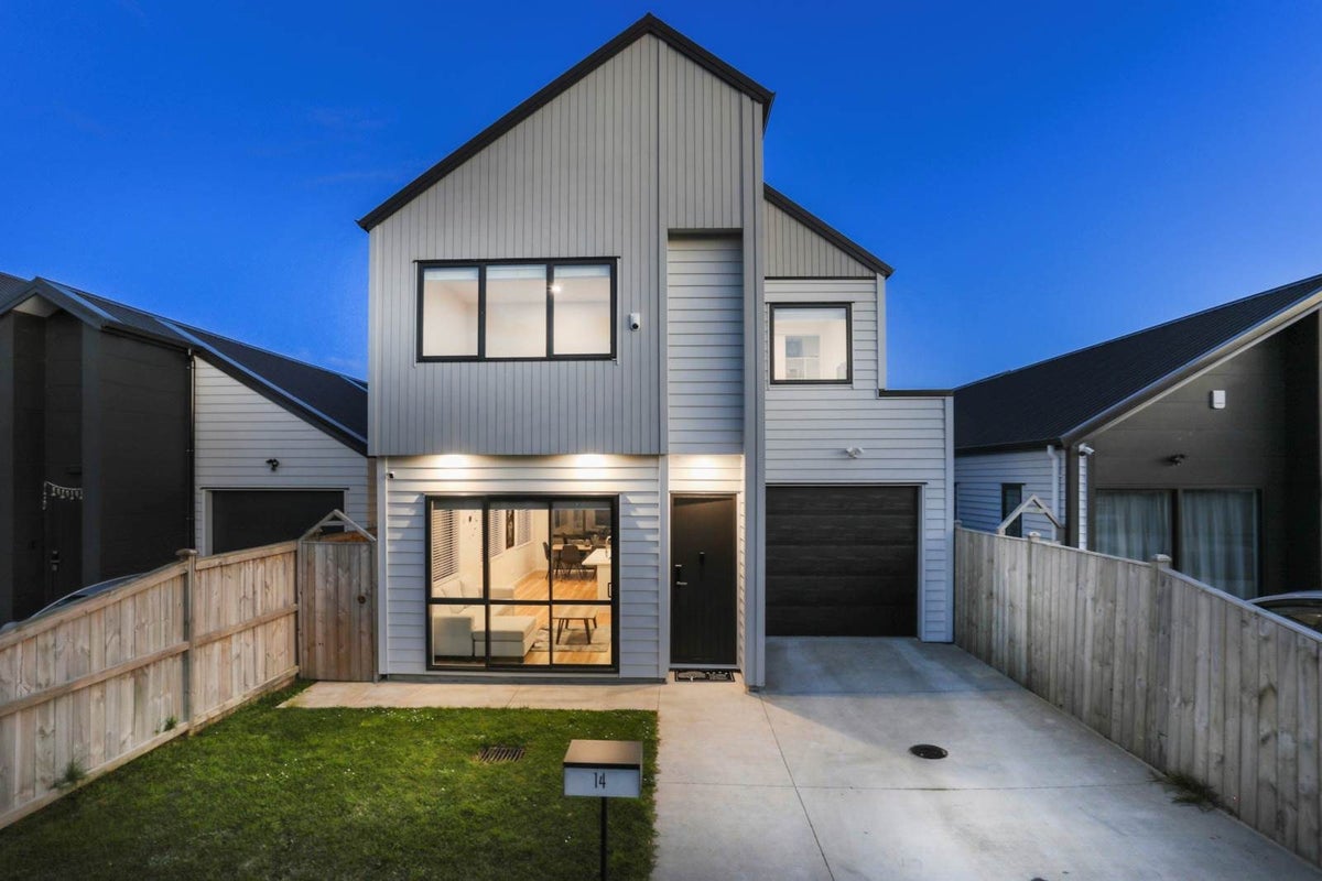 14 John Burn Road, Takanini, Auckland - Carousel 1