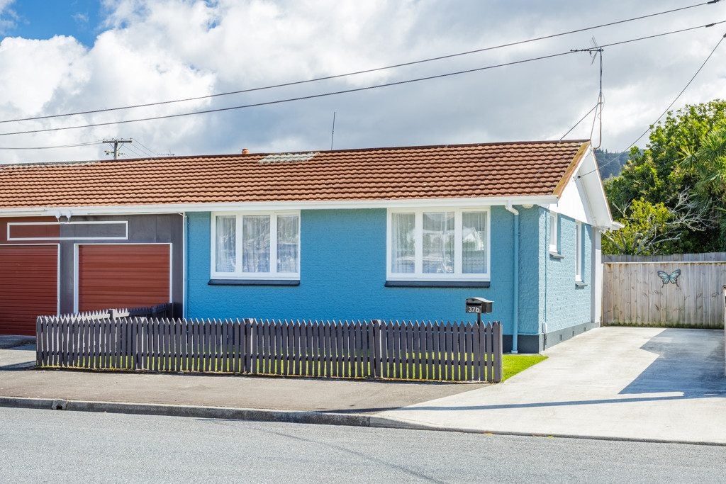 37B McParland Street, Ebdentown, Upper Hutt - Carousel 1