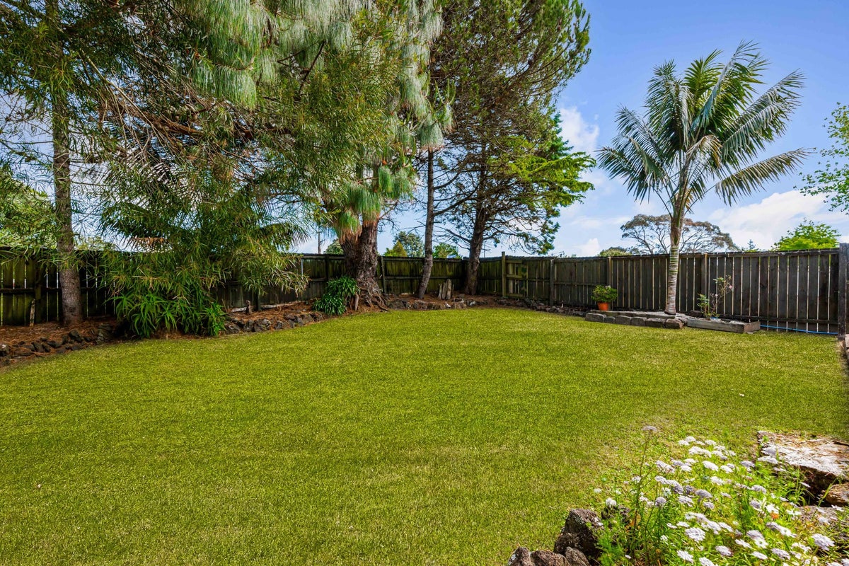 1/617 Swanson Road, Swanson, Auckland - Carousel 2