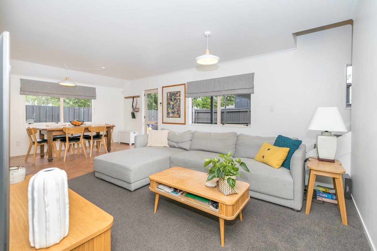 39A Abbotsford Street, Whitiora, Hamilton - Carousel 1