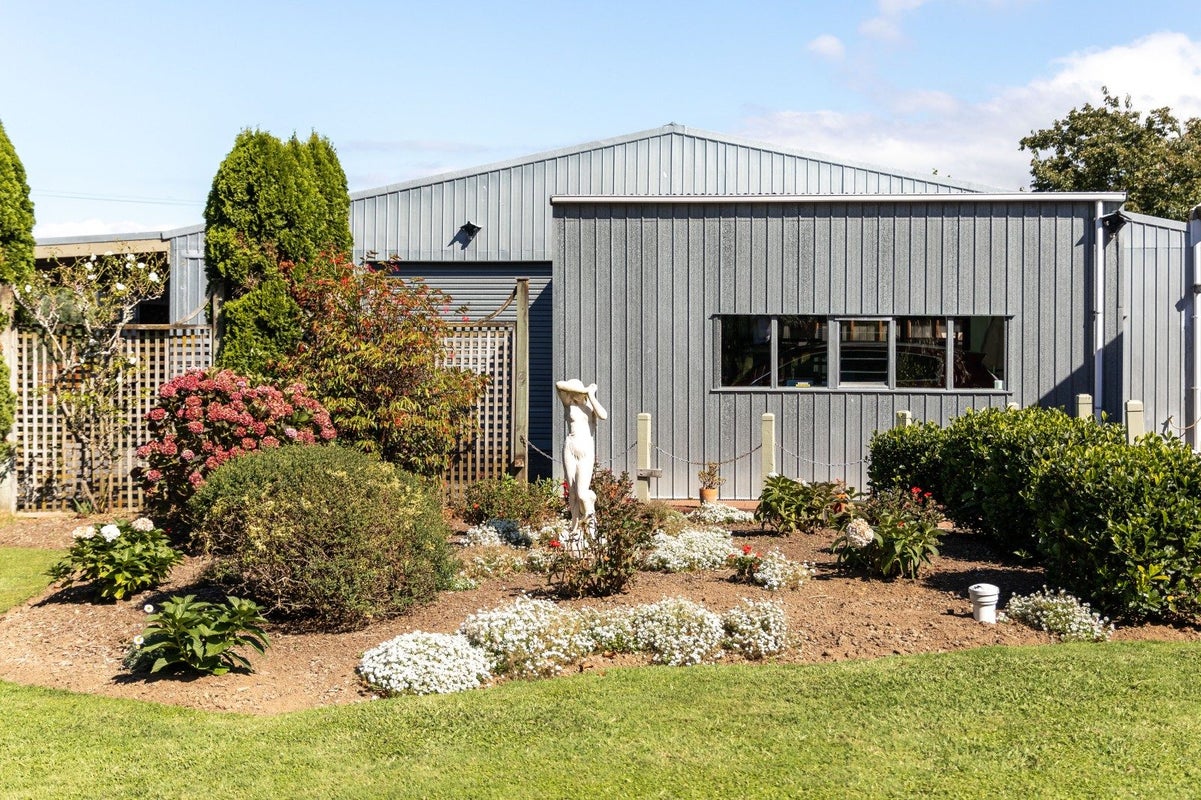 31 Ongare Point Road, Tahawai, Katikati - Carousel 2