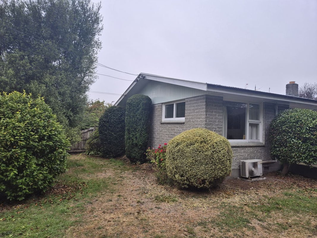 1/155 Brookside Terrace, Bryndwr, Christchurch - Carousel 1
