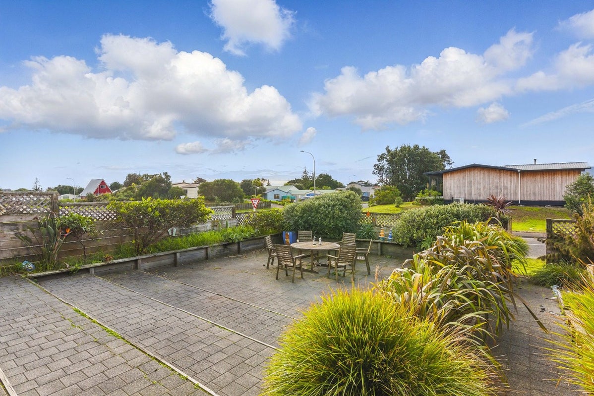 9 Takitimu Street, Waitarere Beach, Levin - Carousel 15