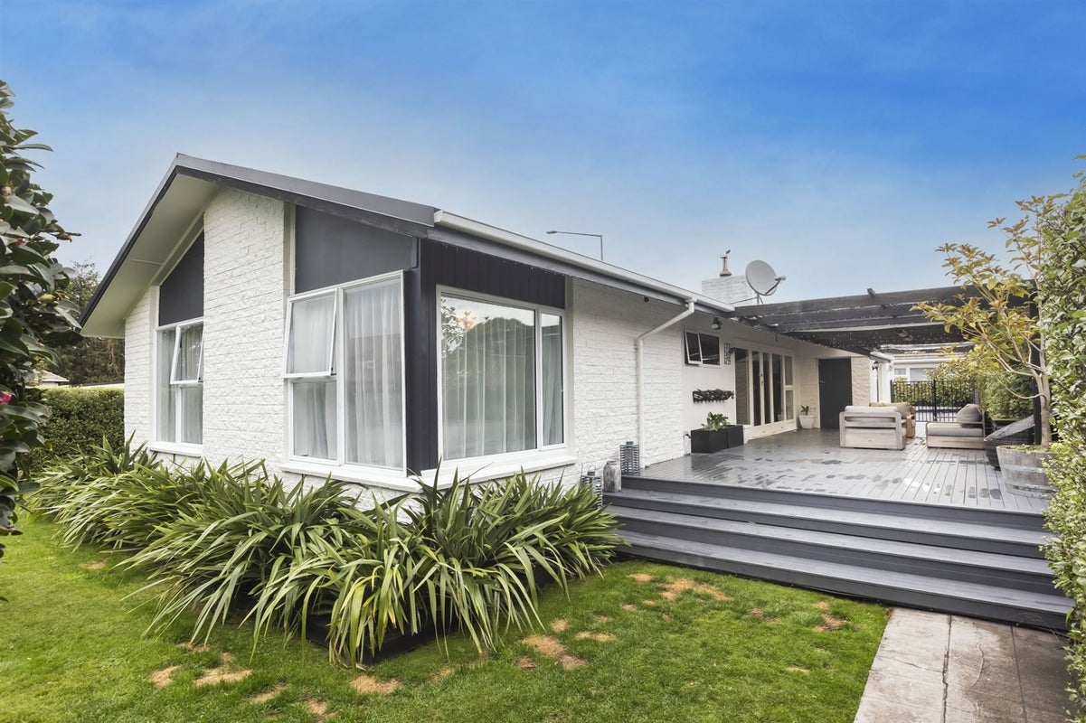 1 Newport Street, Avondale, Christchurch - Carousel 1