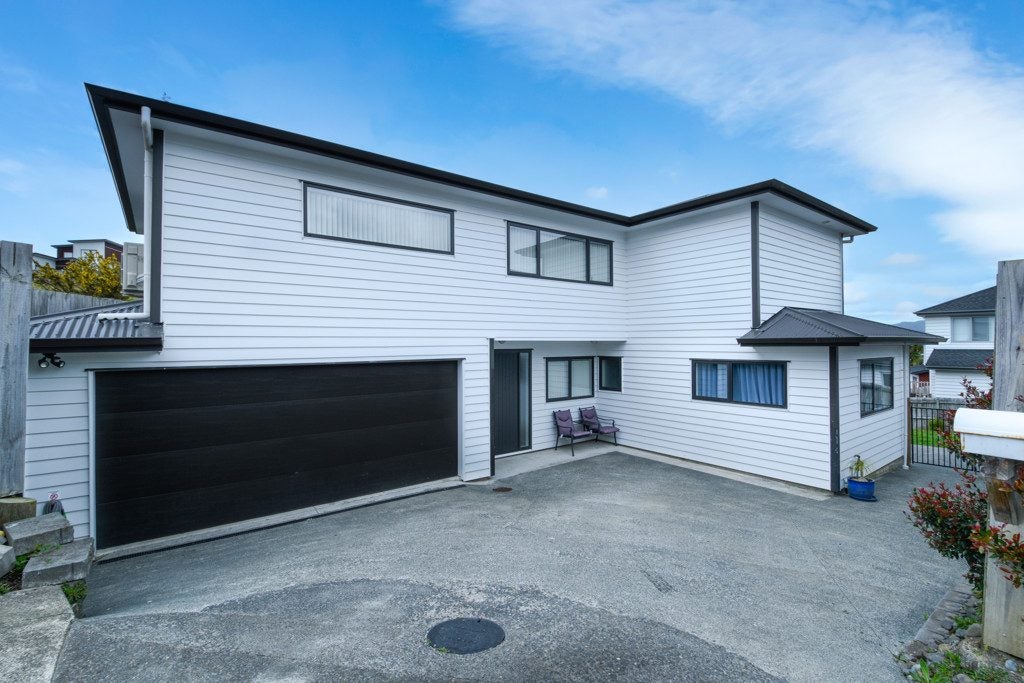 149 Tiriwa Drive, Massey, Auckland - Carousel 1