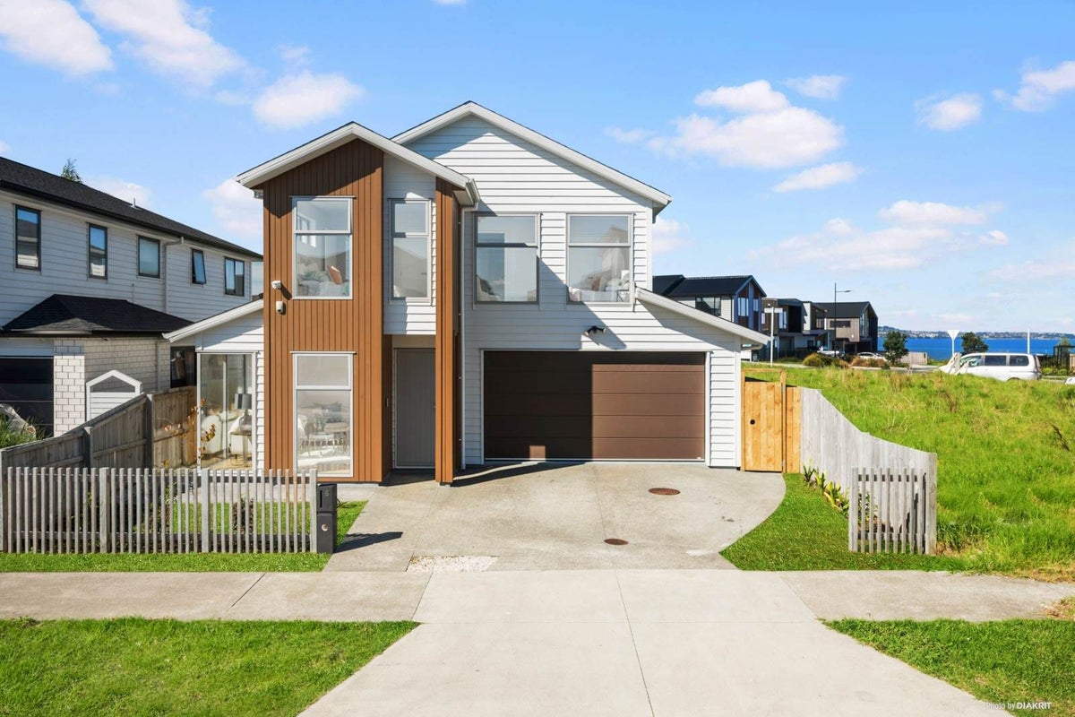 5 Turret Lane, Hobsonville, Auckland - Carousel 1
