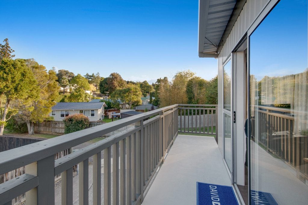 1/25 Orion Place, Hillcrest, Auckland - Carousel 13