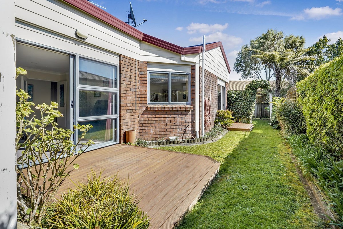 5A Forster Avenue, Hillcrest, Hamilton - Carousel 1