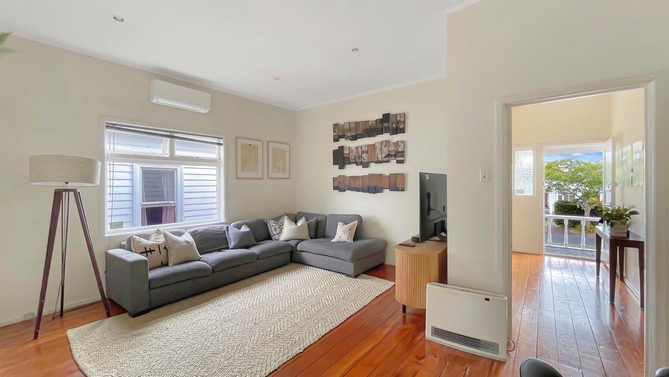 22 Sherwood Avenue, Grey Lynn, Auckland - Carousel 2