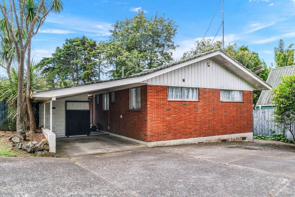 1/10 Rotoiti Avenue, Pakuranga Heights, Auckland - Carousel 2