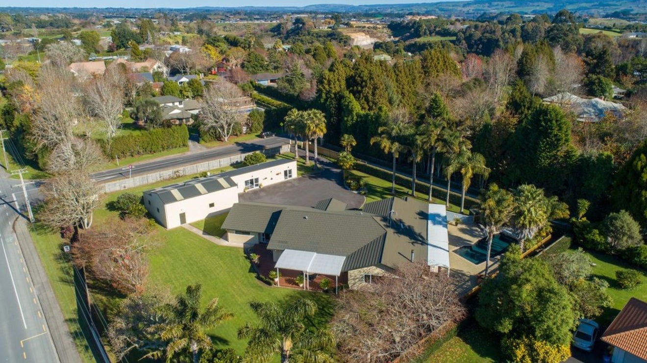 6 Freeburn Road, Pyes Pa, Tauranga - Carousel 1